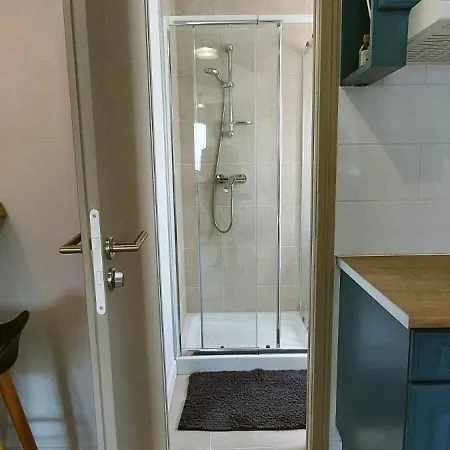 شقة Chic Roberta A - Parking Gratuit, Gare De Et St-pierre-des-corps Tgv & Parc Expo *