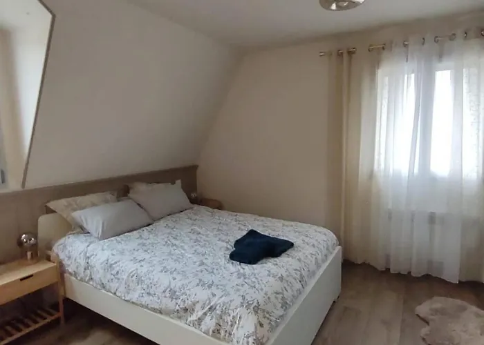 דירה Chic Roberta A - Parking Gratuit, Gare De Et St-pierre-des-corps Tgv & Parc Expo