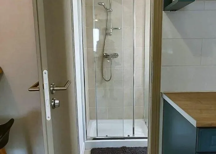 דירה Chic Roberta A - Parking Gratuit, Gare De Et St-pierre-des-corps Tgv & Parc Expo *